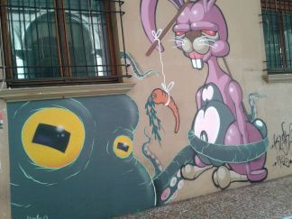 street art in bologna sharko via zamboni